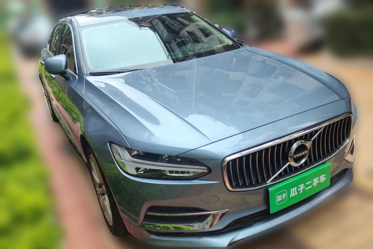 Used Volvo S90 2020 T5 Zhiyuan Luxury Edition Front Right 45 Deg