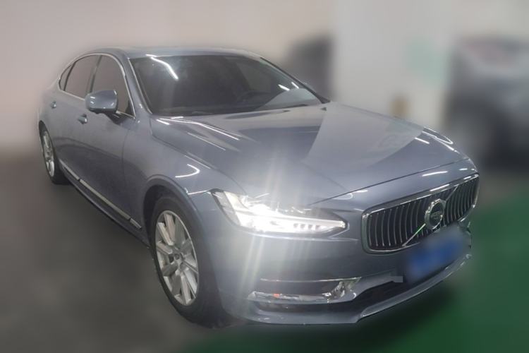 Used Volvo S90 2020 T5 Zhiyuan Luxury Edition Front Right 45 Deg