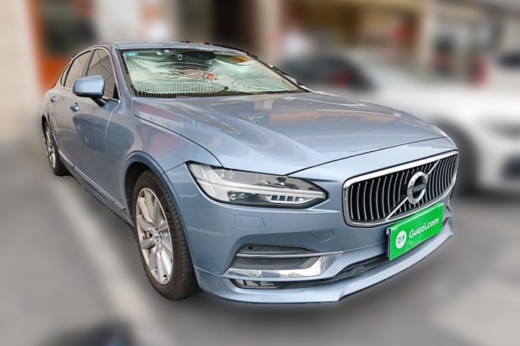 Used Volvo S90 2020 T5 Zhiyuan Luxury Edition Front Right 45 Deg