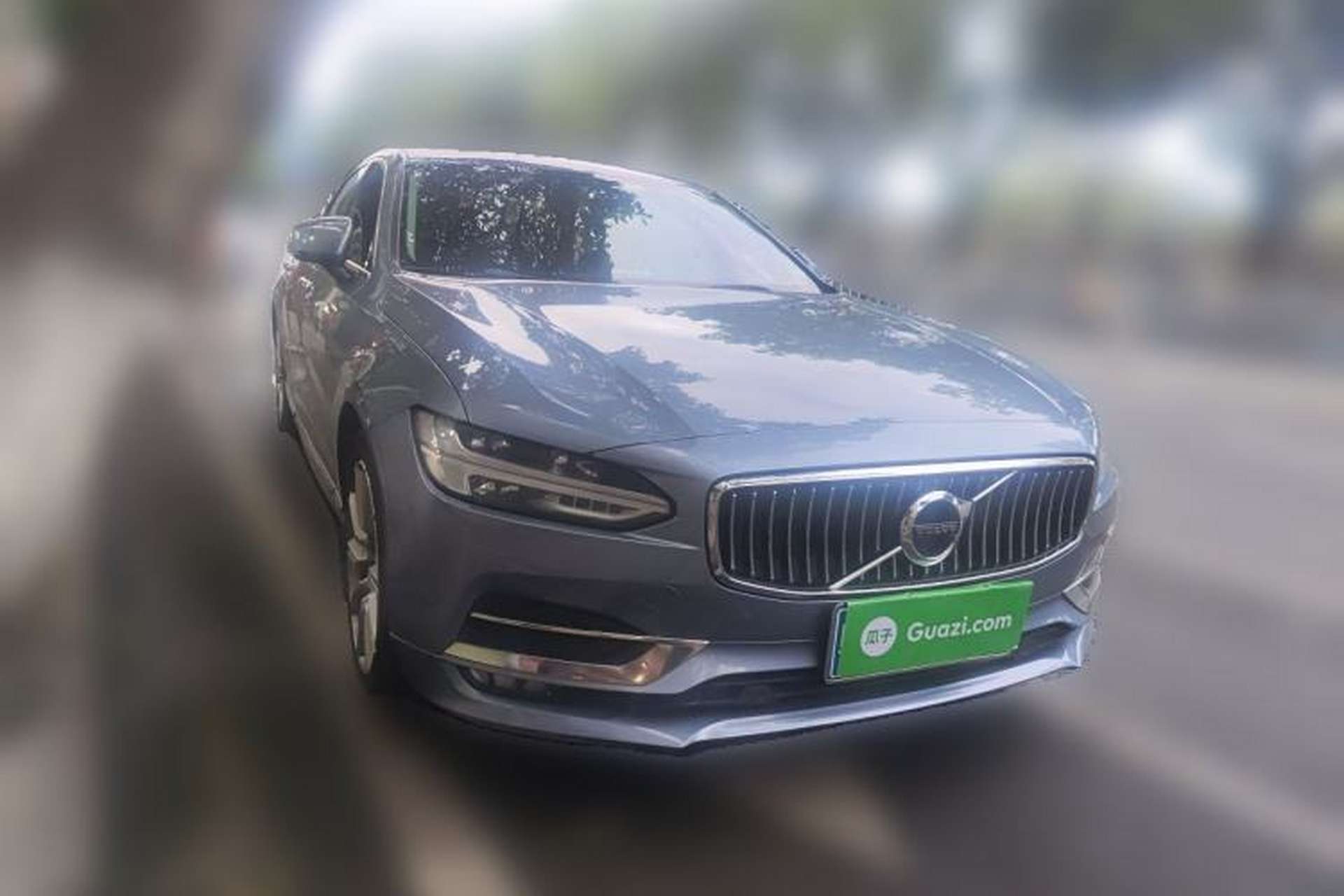 Used Volvo S90 2020 Facelift T5 Smart & Luxurious Edition Front Right 45 Deg