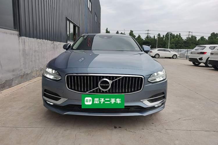 Used Volvo S90 2020 Facelift T5 Smart & Luxurious Edition Front