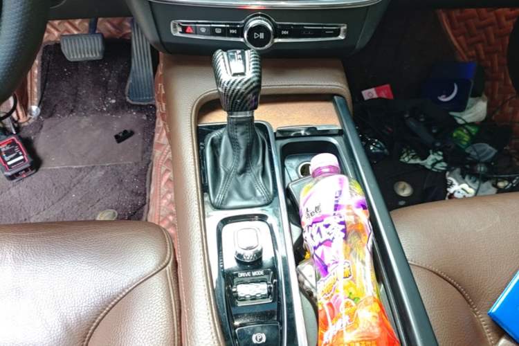 Used Volvo S90 2020 T5 Zhiyi Luxury Edition Gear Lever