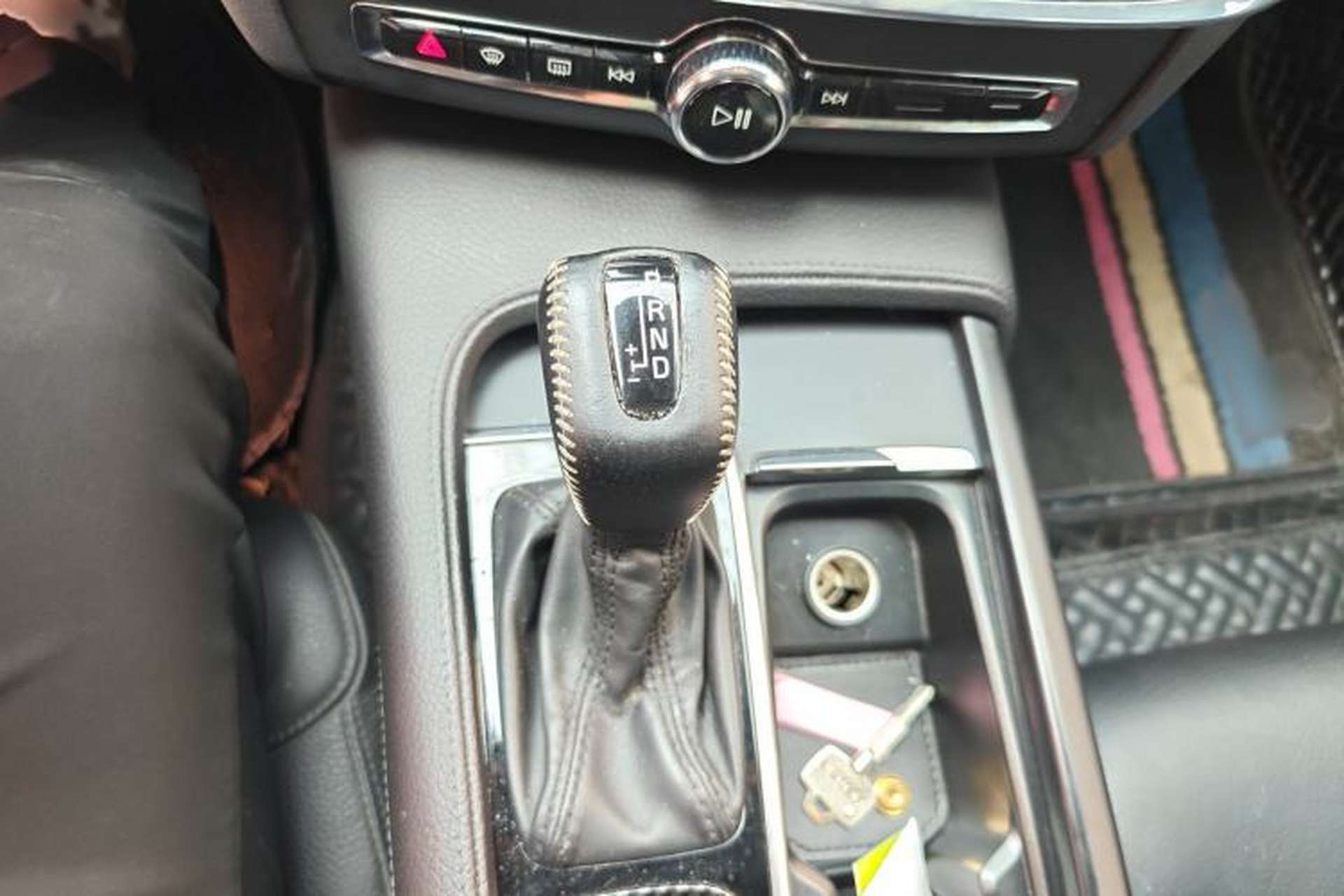 Used Volvo S90 2020 T5 Zhiyi Sport Edition Gear Lever