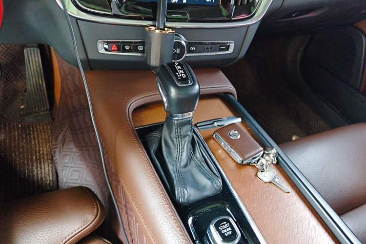Used Volvo S90 2020 T5 Zhiyuan Luxury Edition Gear Lever