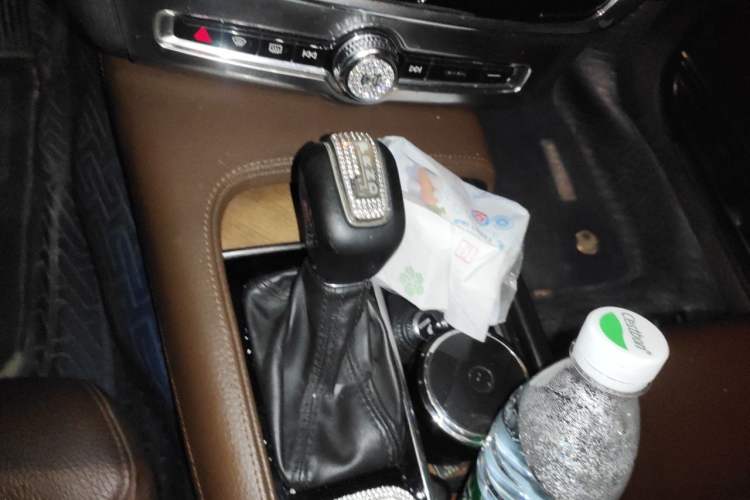 Used Volvo S90 2020 T5 Zhiyi Luxury Edition Gear Lever