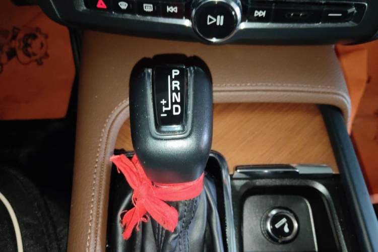 Used Volvo S90 2020 T5 Zhiyi Luxury Edition Gear Lever