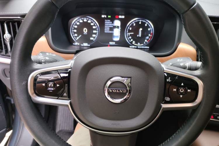 Used Volvo S90 2020 T5 Zhiyuan Luxury Edition Instrument Cluster