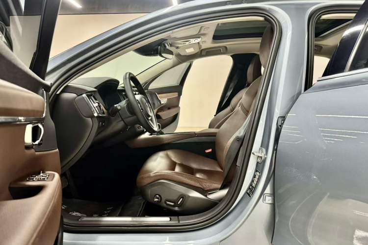 Used Volvo S90 2020 T5 Zhiyi Luxury Edition Interior 3