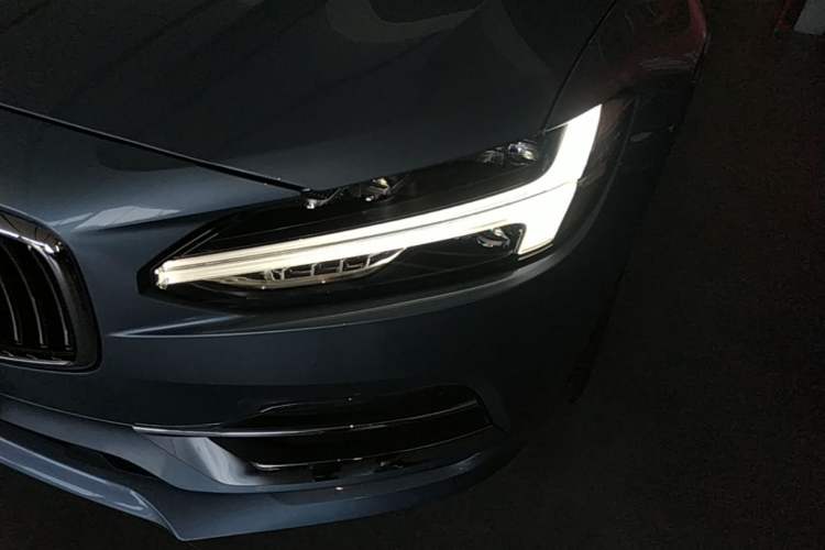 Used Volvo S90 2020 T5 Zhiyi Luxury Edition Left Front Headlight