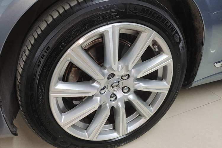 Used Volvo S90 2020 Facelifted T5 Zhiyi Luxury Edition Left Front Wheel Hub