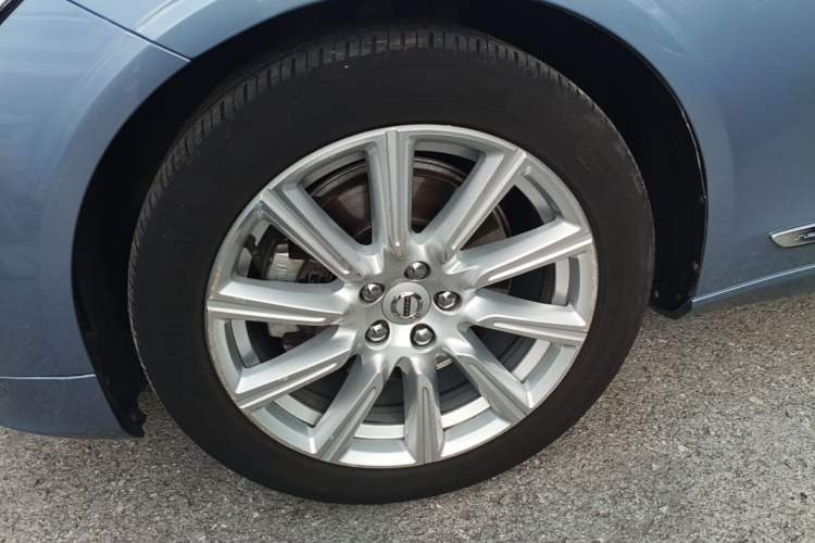 Used Volvo S90 2020 T5 Zhiyi Luxury Edition Left Front Wheel Hub
