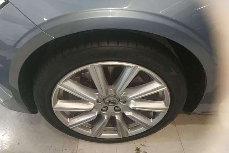 Used Volvo S90 2020 T5 Zhiya Luxury Edition Left Front Wheel Hub