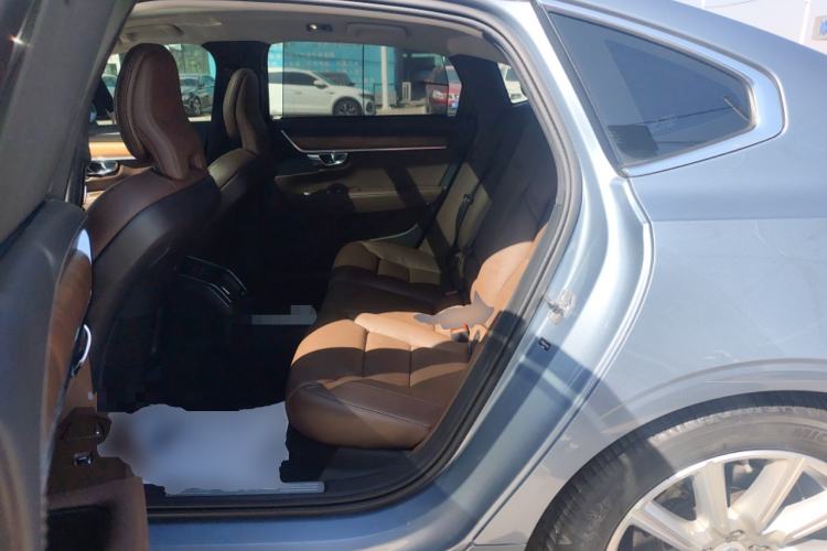 Used Volvo S90 2020 Facelift T5 Smart & Luxurious Edition Left Rear Seat