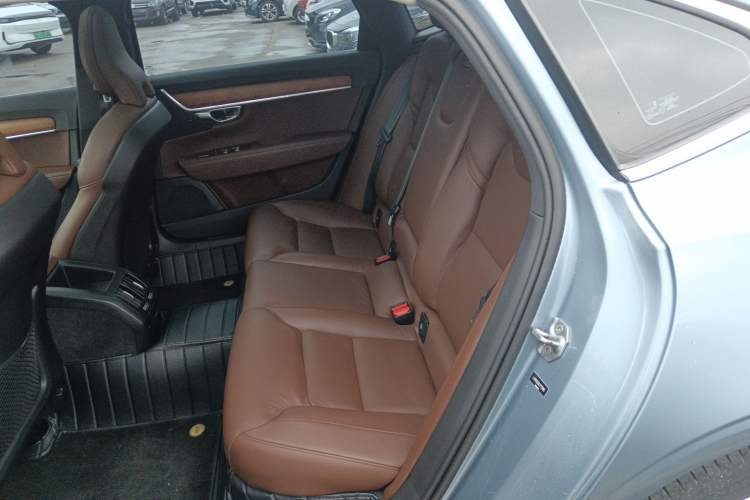 Used Volvo S90 2020 Facelifted T5 Zhiyi Luxury Edition Left Rear Seat