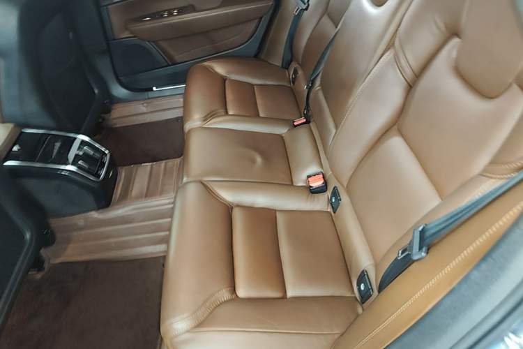 Used Volvo S90 2020 T5 Zhiya Luxury Edition Left Rear Seat