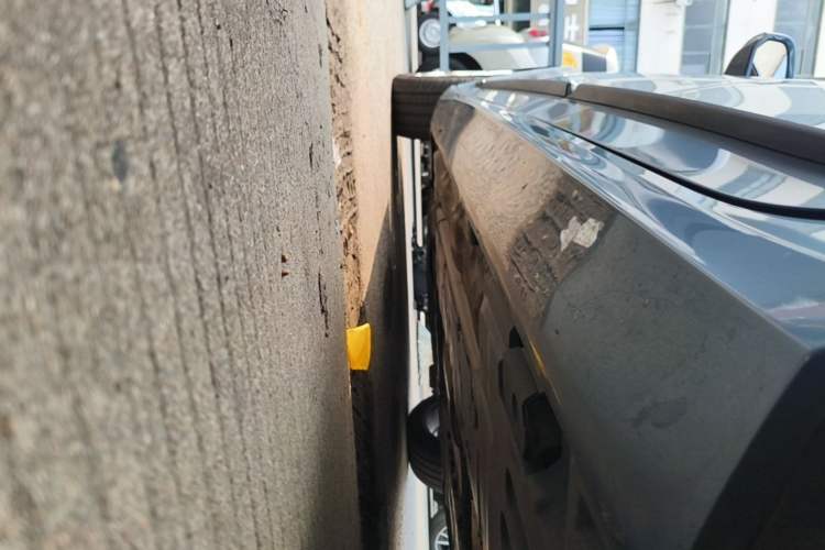 Used Volvo S90 2020 T5 Zhiyi Luxury Edition Left Side Sill