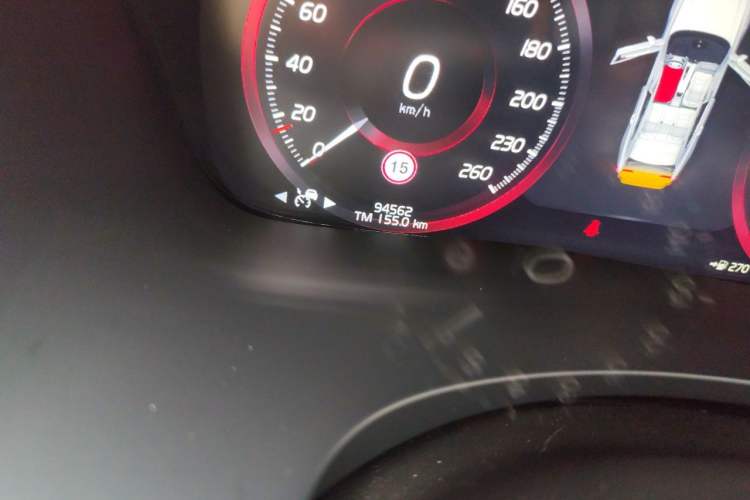 Used Volvo S90 2020 T5 Zhiya Luxury Edition Odometer Close Up