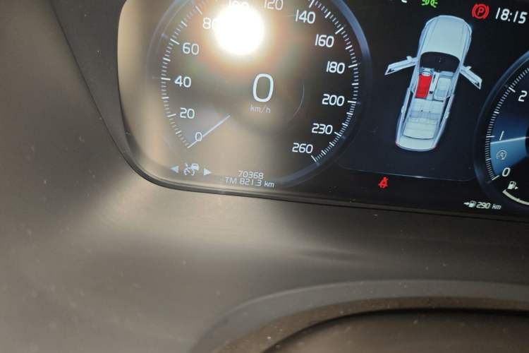 Used Volvo S90 2020 T5 Zhiyuan Luxury Edition Odometer Close Up