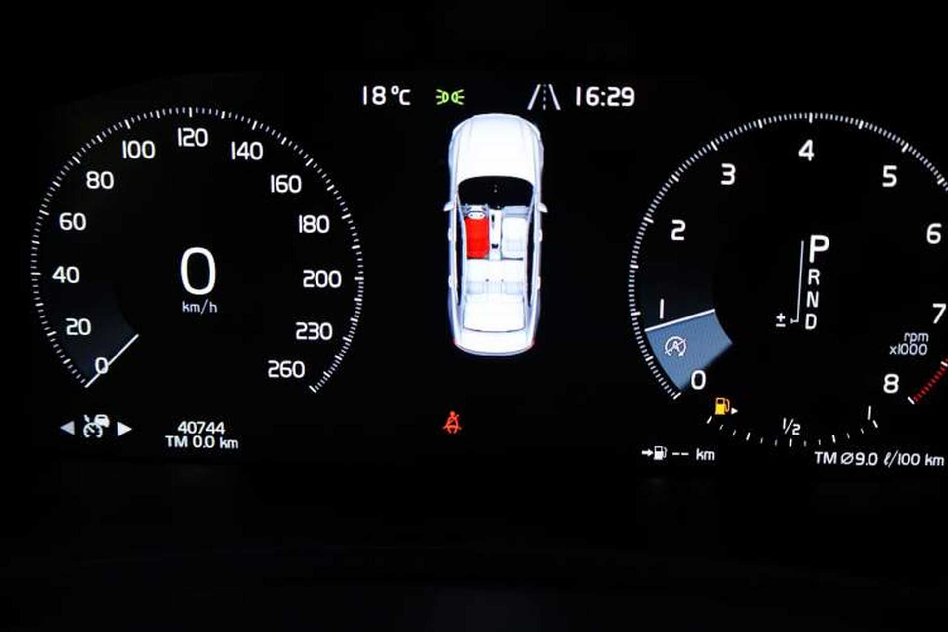 Used Volvo S90 2020 T5 Zhiya Luxury Edition Odometer Close Up