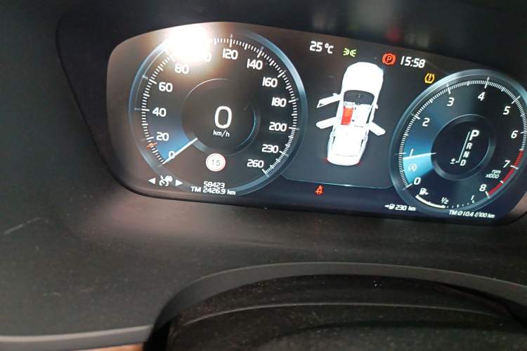 Used Volvo S90 2020 T5 Zhiyuan Luxury Edition Odometer Close Up