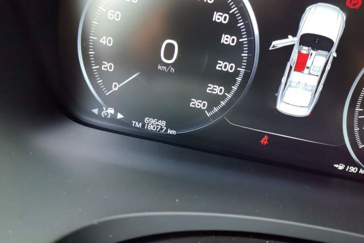 Used Volvo S90 2020 T5 Zhiyuan Luxury Edition Odometer Close Up