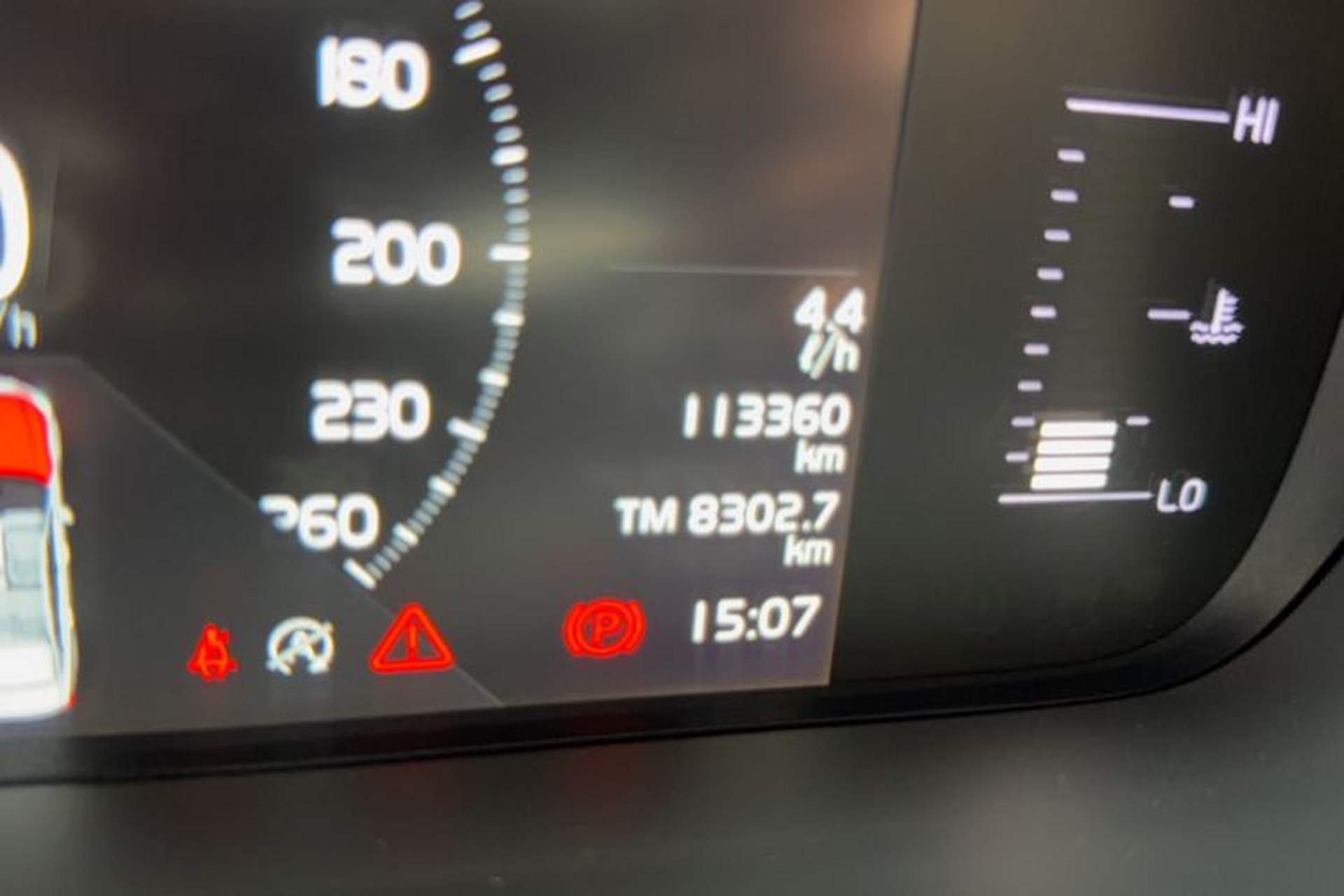Used Volvo S90 2020 T4 SmartDrive Luxury Edition Odometer Close Up