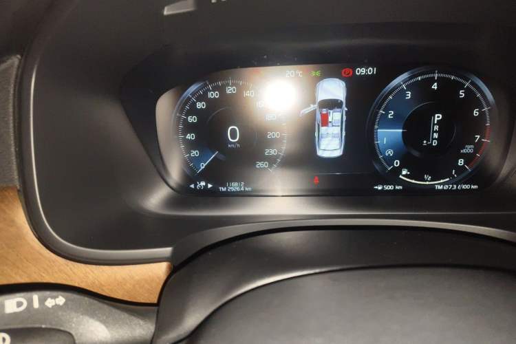 Used Volvo S90 2020 T5 Zhiyi Luxury Edition Odometer Close Up