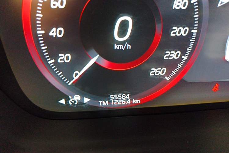 Used Volvo S90 2020 T5 Zhiyuan Luxury Edition Odometer Close Up