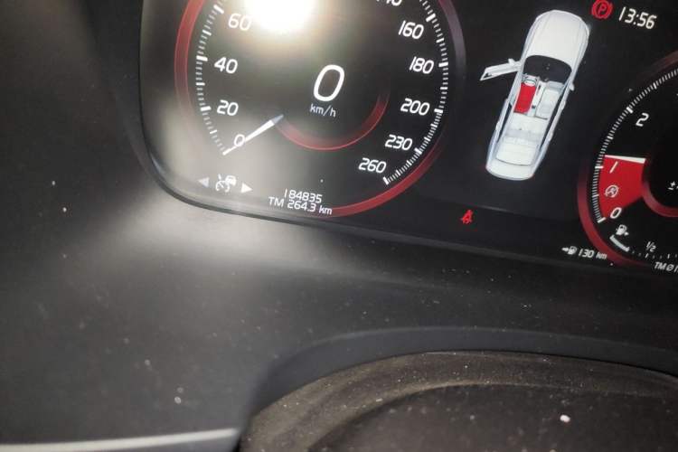 Used Volvo S90 2020 T5 Zhiyi Luxury Edition Odometer Close Up