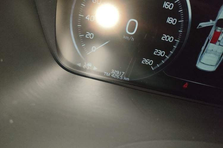 Used Volvo S90 2020 T5 Zhiyuan Luxury Edition Odometer Close Up
