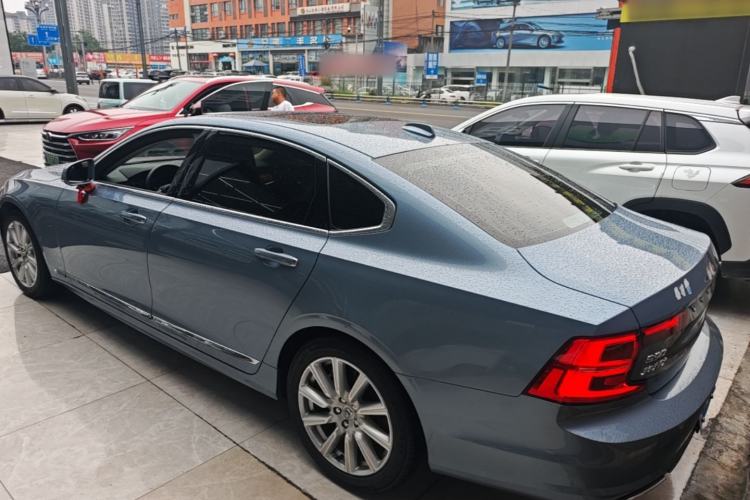 Used Volvo S90 2020 T5 Zhiyi Luxury Edition Rear Left 45 Deg