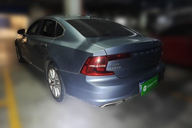 Used Volvo S90 2020 T5 Zhiyi Luxury Edition Rear Left 45 Deg