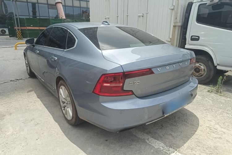 Used Volvo S90 2020 T5 Zhiyi Luxury Edition Rear Left 45 Deg