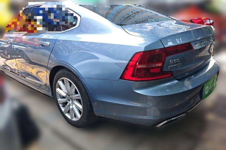 Used Volvo S90 2020 Facelifted T5 Zhiyi Luxury Edition Rear Left 45 Deg