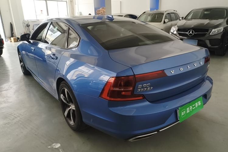 Used Volvo S90 2020 Facelifted T5 Zhiyi Sport Edition Rear Left 45 Deg