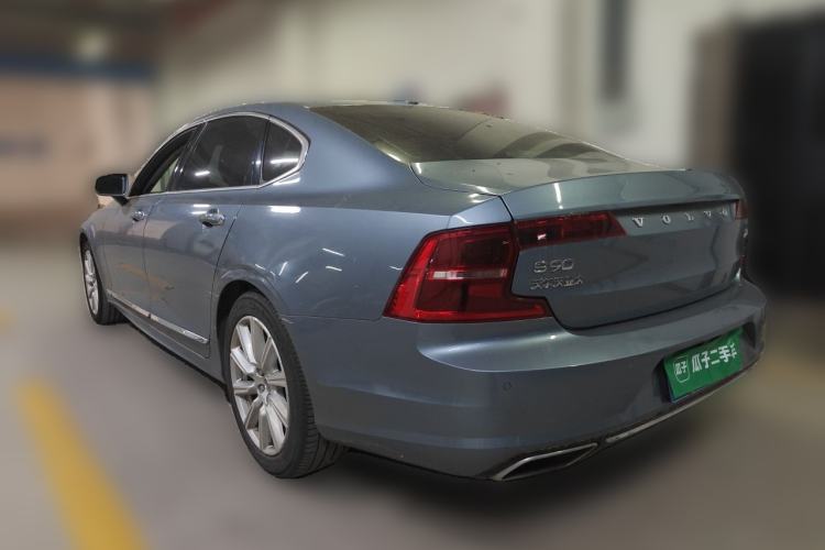 Used Volvo S90 2020 T5 Zhiyi Luxury Edition Rear Left 45 Deg