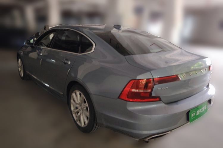 Used Volvo S90 2020 T5 Zhiyi Luxury Edition Rear Left 45 Deg