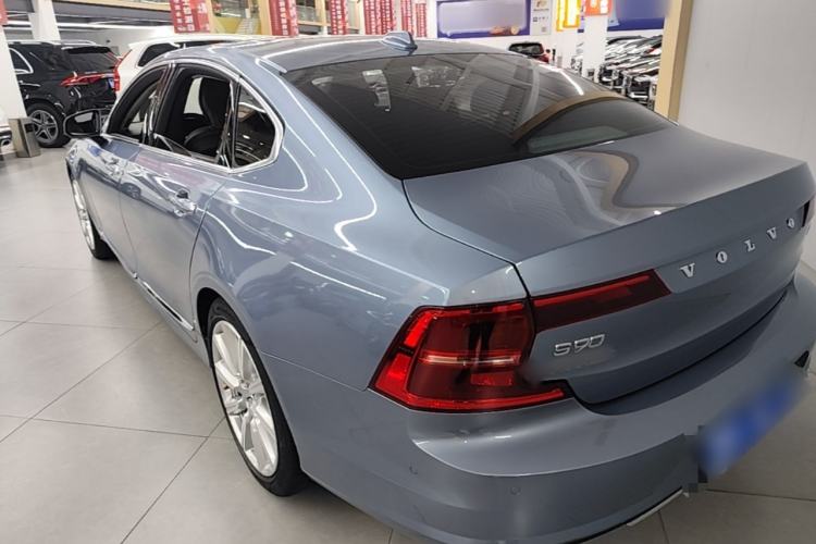 Used Volvo S90 2020 T5 Zhiya Luxury Edition Rear Left 45 Deg