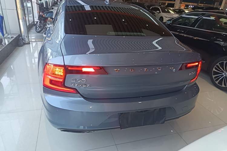 Used Volvo S90 2020 T5 Zhiyi Luxury Edition Rear