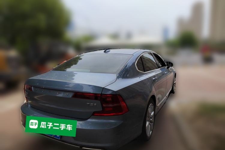 Used Volvo S90 2020 T5 Zhiyi Luxury Edition Rear Right 45 Deg