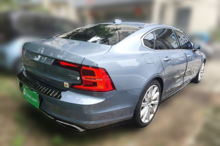 Used Volvo S90 2020 T5 Zhiya Luxury Edition Rear Right 45 Deg