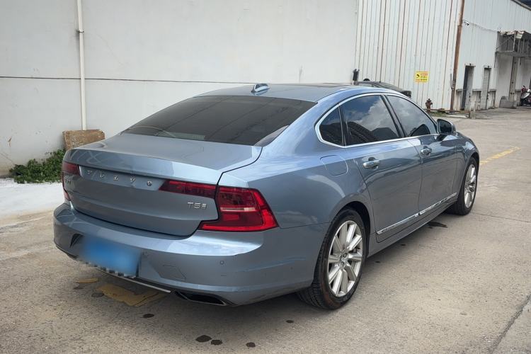 Used Volvo S90 2020 T5 Zhiyi Luxury Edition Rear Right 45 Deg