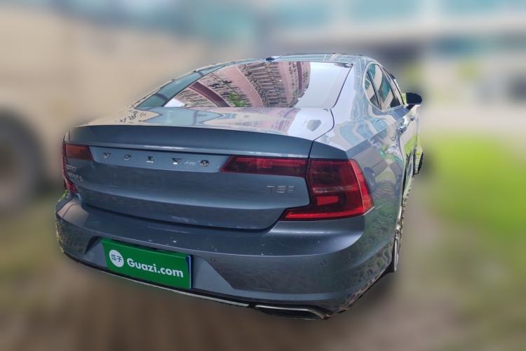 Used Volvo S90 2020 T5 Zhiyi Luxury Edition Rear Right 45 Deg