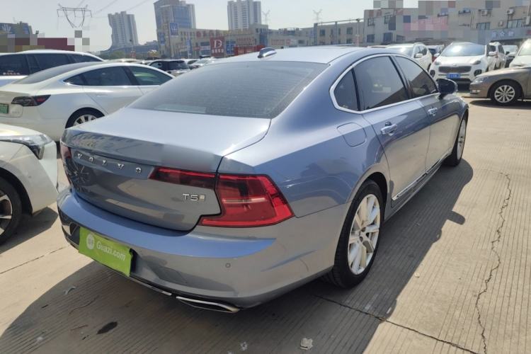 Used Volvo S90 2020 Facelifted T5 Zhiyi Luxury Edition Rear Right 45 Deg