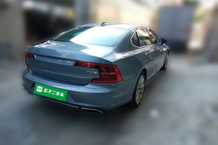 Used Volvo S90 2020 T5 Zhiyi Luxury Edition Rear Right 45 Deg