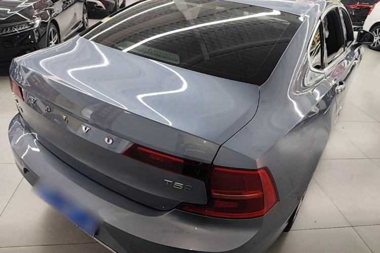 Used Volvo S90 2020 T5 Zhiya Luxury Edition Rear Right 45 Deg