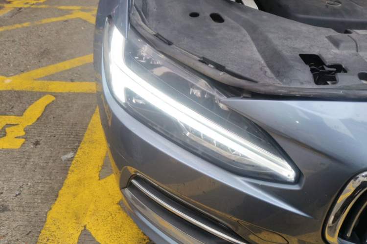 Used Volvo S90 2020 T5 Zhiyi Luxury Edition Right Front Headlight