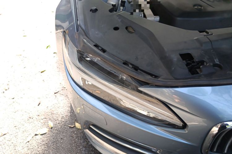 Used Volvo S90 2020 T5 Zhiyuan Luxury Edition Right Front Headlight