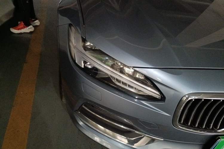Used Volvo S90 2020 T5 Zhiyuan Luxury Edition Right Front Headlight