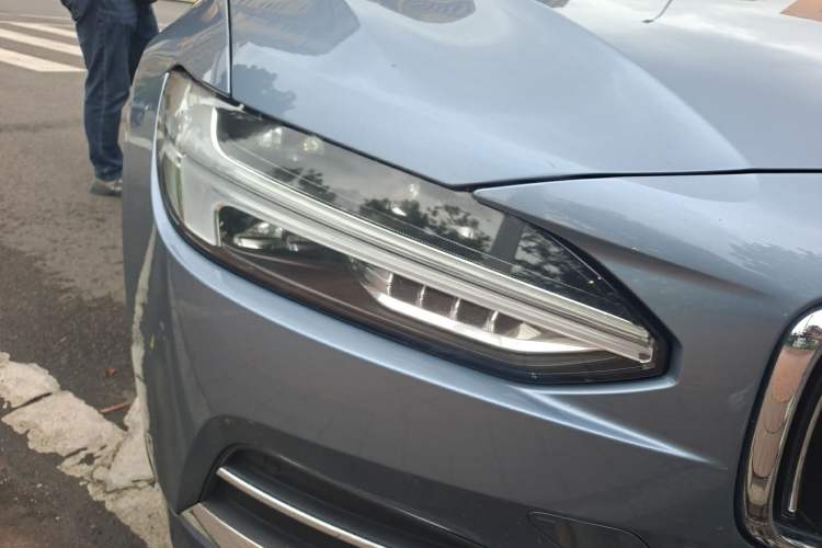Used Volvo S90 2020 T5 Zhiyi Luxury Edition Right Front Headlight